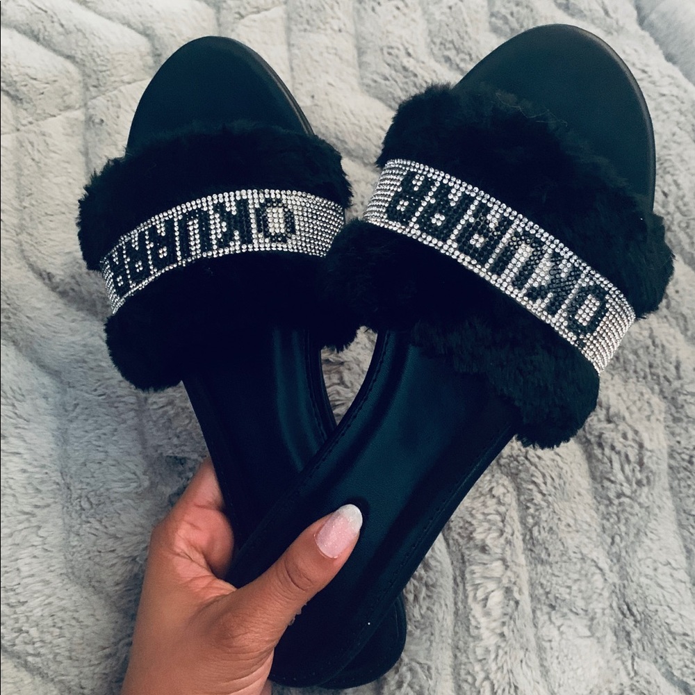 Furry slides 😍